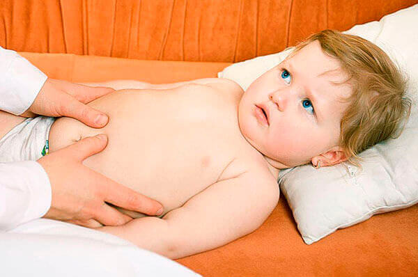 У малыша часто болит живот и боль после горшка, это может быть геморрой